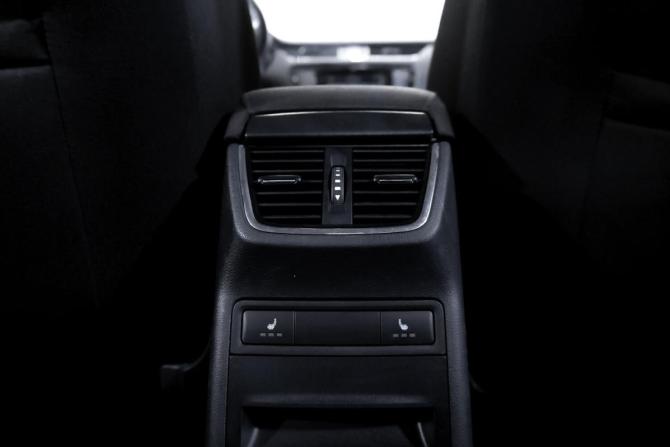 Skoda Octavia III (A7) с пробегом 2013 года, цена 1 070 000 рублей, 208000 км, лифтбек, Автокод Объявления