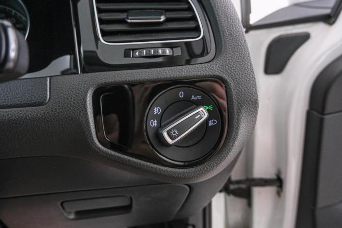 Volkswagen Golf VII с пробегом 2014 года, цена 1 199 000 рублей, 129300 км, универсал, Автокод Объявления