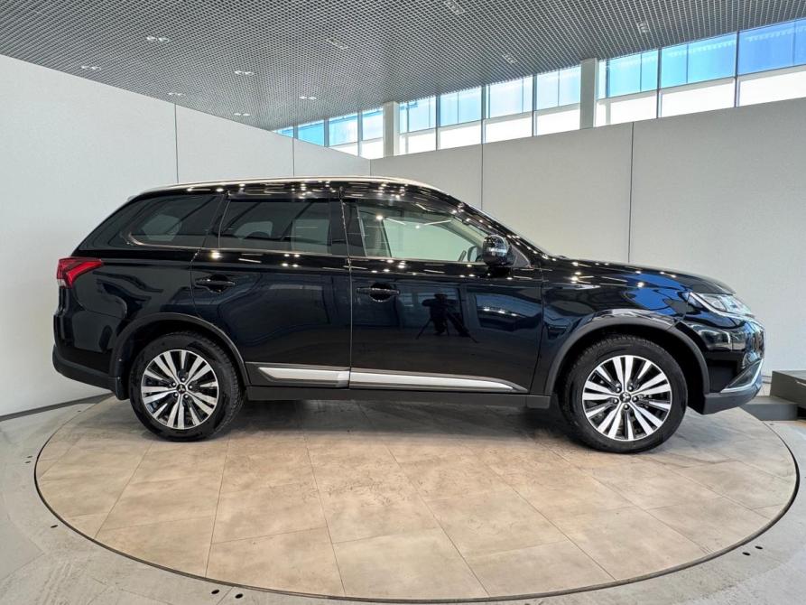 Mitsubishi Outlander III Рестайлинг 3 Волжский  - изображение 6