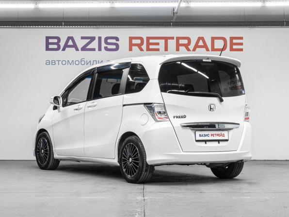 Honda Freed I с пробегом 2011 года, цена 990 000 рублей, 183614 км, компактвэн, Автокод Объявления