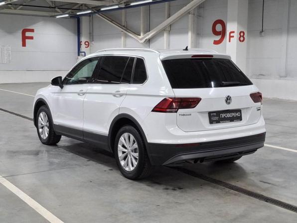 Volkswagen Tiguan II с пробегом 2016 года, цена 1 999 000 рублей, 204484 км, внедорожник, Автокод Объявления