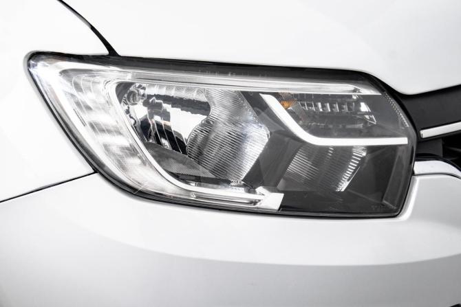 Renault Logan II Рестайлинг с пробегом 2020 года, цена 809 000 рублей, 232000 км, седан, Автокод Объявления