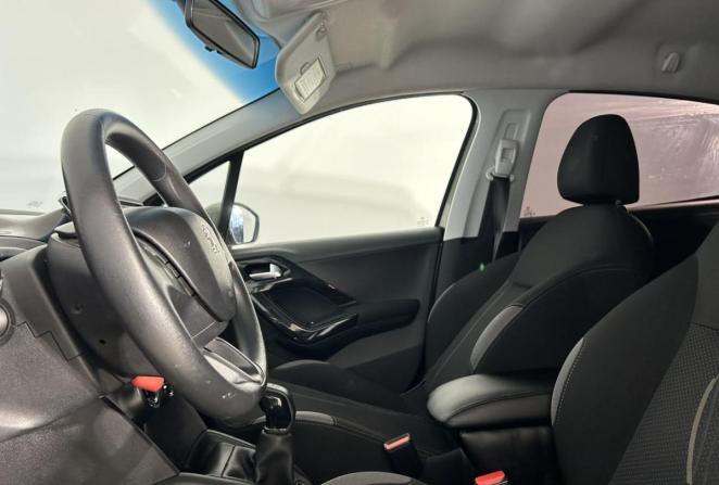 Peugeot 208 I с пробегом 2013 года, цена 375 000 рублей, 149776 км, хэтчбек, Автокод Объявления