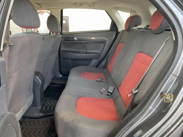 Dongfeng H30 Cross с пробегом 2015 года, цена 609 000 рублей, 151384 км, хэтчбек, Автокод Объявления