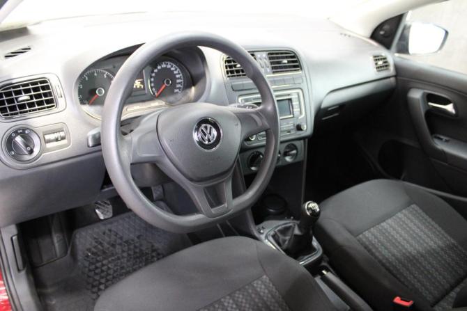 Volkswagen Polo V Рестайлинг с пробегом 2018 года, цена 1 149 000 рублей, 76675 км, седан, Автокод Объявления