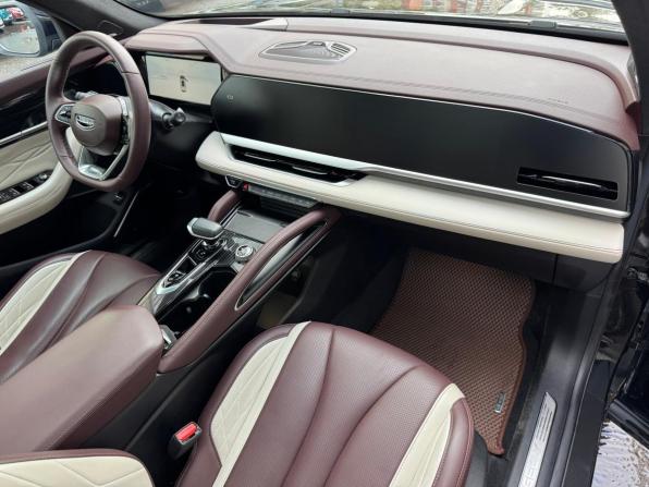 Geely Monjaro I с пробегом 2024 года, цена 3 299 000 рублей, 39253 км, внедорожник, Автокод Объявления