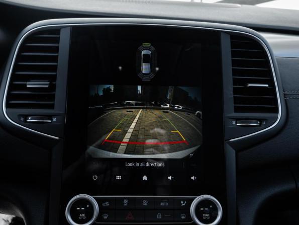 Renault Samsung SM6 I Рестайлинг с пробегом 2022 года, цена 2 300 000 рублей, 54996 км, седан, Автокод Объявления