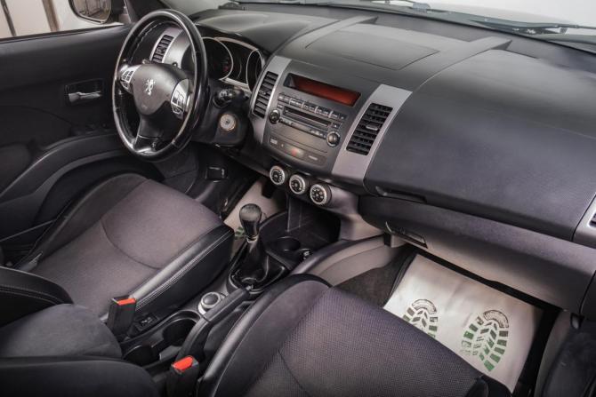 Peugeot 4007 с пробегом 2008 года, цена 1 209 000 рублей, 215000 км, внедорожник, Автокод Объявления