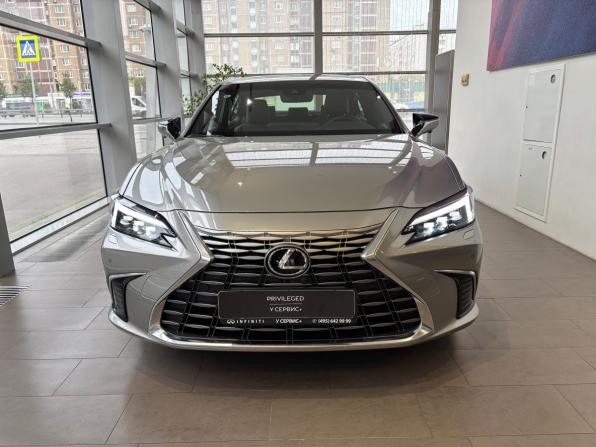 Lexus ES VII Рестайлинг 2 с пробегом 2025 года, цена 5 750 000 рублей, 47 км, седан, Автокод Объявления
