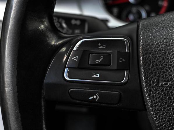 Volkswagen Passat CC I Рестайлинг с пробегом 2013 года, цена 1 099 000 рублей, 280773 км, седан, Автокод Объявления