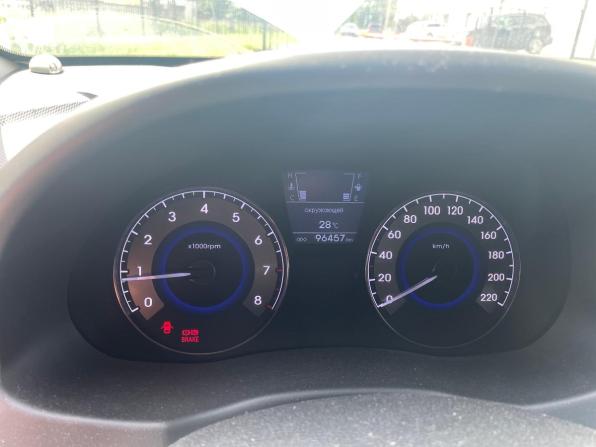 Hyundai Solaris I с пробегом 2014 года, цена 879 000 рублей, 96376 км, седан, Автокод Объявления