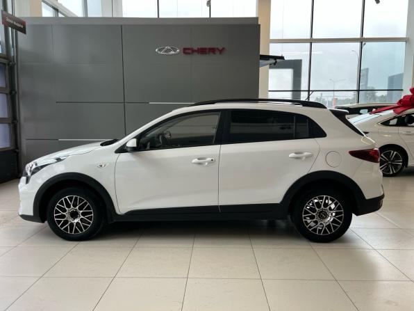 Kia Rio IV Рестайлинг с пробегом 2021 года, цена 1 699 000 рублей, 93982 км, хэтчбек, Автокод Объявления