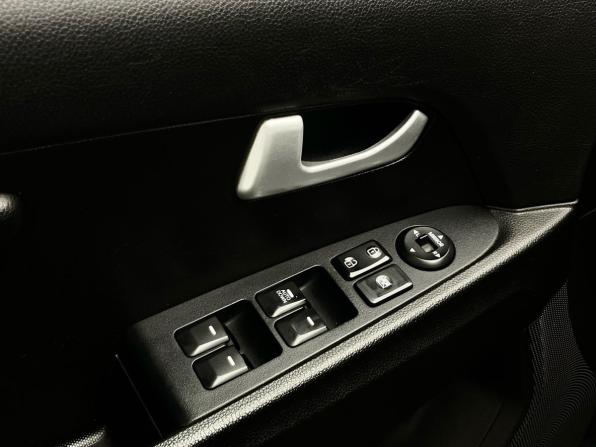 Kia Sportage III Рестайлинг с пробегом 2015 года, цена 1 249 000 рублей, 206595 км, внедорожник, Автокод Объявления