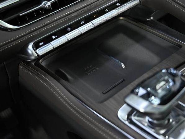 Geely Monjaro I Рестайлинг 2 с пробегом 2026 года, цена 3 999 000 рублей, 12 км, внедорожник, Автокод Объявления
