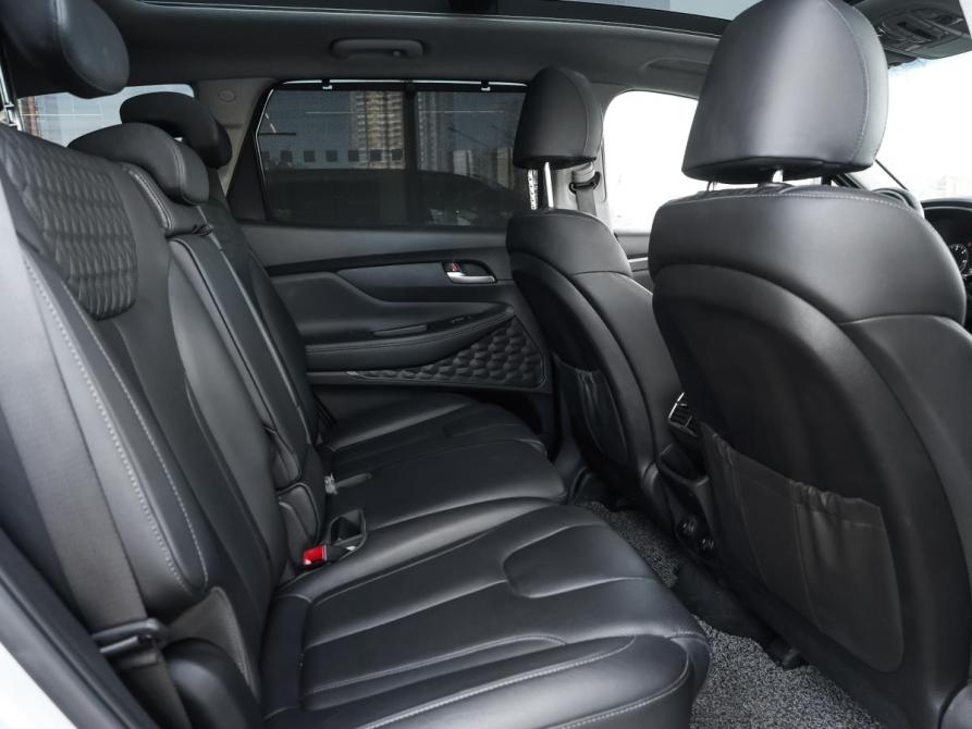 Hyundai Santa Fe IV Москва  - изображение 12
