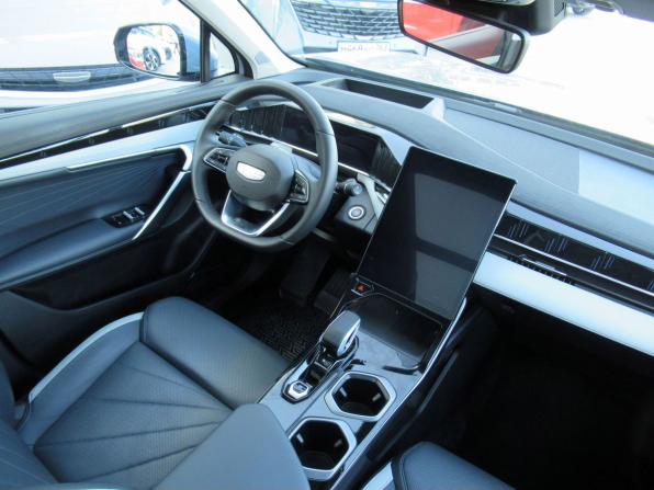 Geely Atlas II с пробегом 2024 года, цена 3 100 000 рублей, 18699 км, внедорожник, Автокод Объявления
