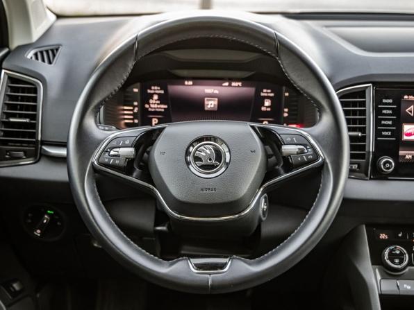 Skoda Karoq I с пробегом 2022 года, цена 2 698 000 рублей, 23456 км, внедорожник, Автокод Объявления