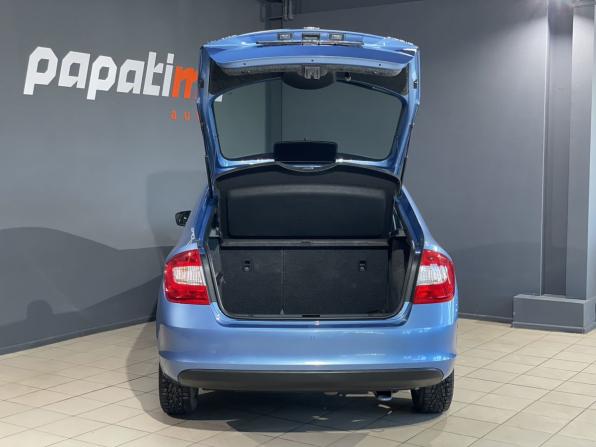 Skoda Rapid I с пробегом 2014 года, цена 899 000 рублей, 287134 км, лифтбек, Автокод Объявления