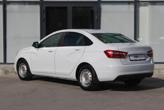 Lada (ВАЗ) Vesta I с пробегом 2018 года, цена 1 080 000 рублей, 93329 км, седан, Автокод Объявления