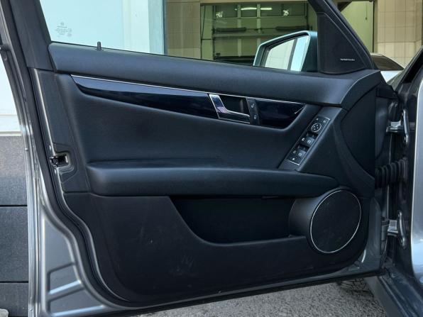 Mercedes-Benz C-Класс III (W204) с пробегом 2010 года, цена 1 050 000 рублей, 280678 км, седан, Автокод Объявления