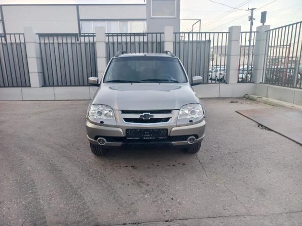 Chevrolet Niva I Рестайлинг с пробегом 2013 года, цена 407 000 рублей, 176876 км, внедорожник, Автокод Объявления