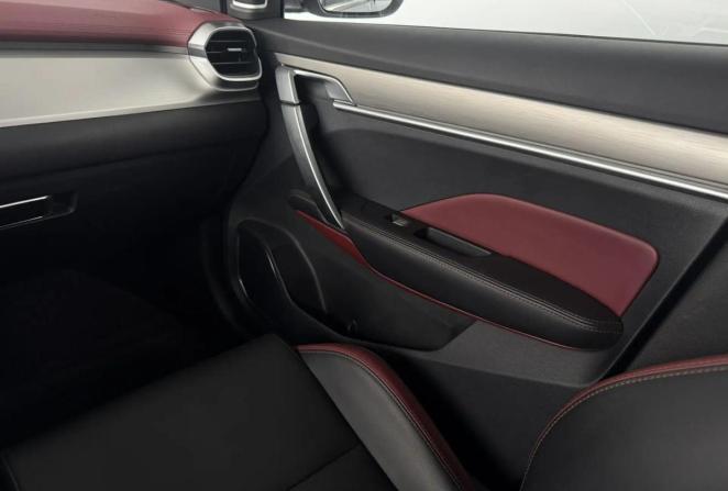 Geely Coolray I с пробегом 2021 года, цена 1 845 000 рублей, 28960 км, внедорожник, Автокод Объявления