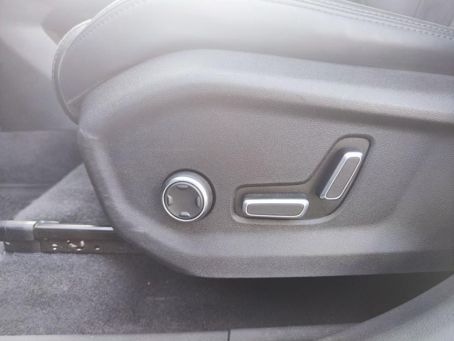 Geely Monjaro I Москва  - изображение 18