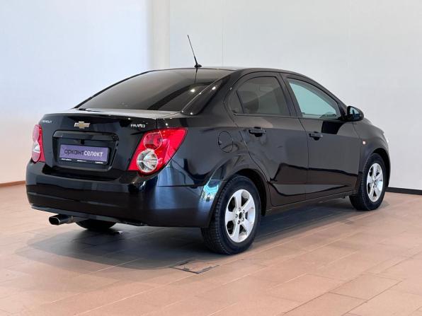 Chevrolet Aveo II с пробегом 2015 года, цена 730 000 рублей, 130425 км, седан, Автокод Объявления