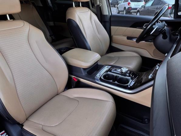 Kia Carnival IV с пробегом 2020 года, цена 3 600 000 рублей, 105000 км, минивэн, Автокод Объявления