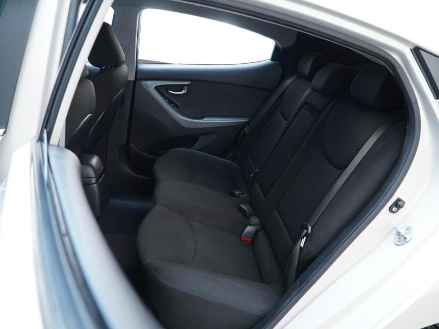 Hyundai Elantra V (MD) Рестайлинг Москва  - изображение 9