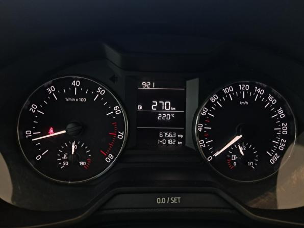 Skoda Octavia III (A7) Рестайлинг с пробегом 2017 года, цена 1 607 000 рублей, 140000 км, лифтбек, Автокод Объявления