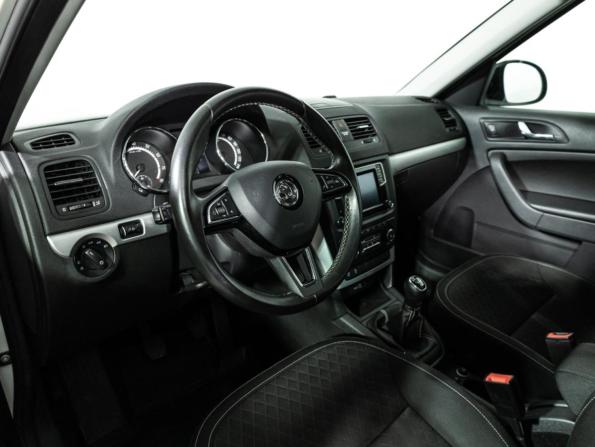 Skoda Yeti I Рестайлинг с пробегом 2016 года, цена 1 109 700 рублей, 143610 км, внедорожник, Автокод Объявления