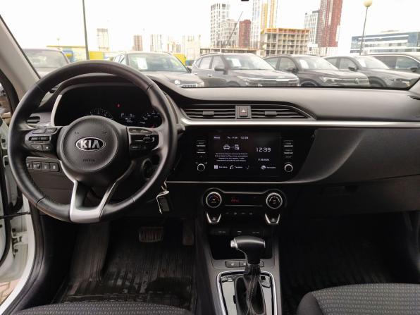 Kia Rio IV Рестайлинг с пробегом 2021 года, цена 1 699 000 рублей, 31784 км, хэтчбек, Автокод Объявления