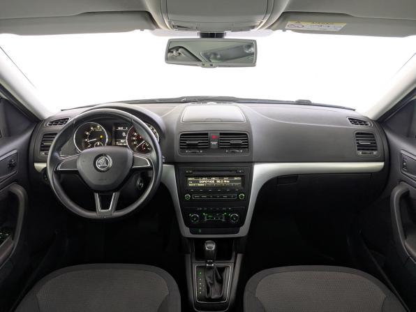 Skoda Yeti I Рестайлинг с пробегом 2015 года, цена 1 299 000 рублей, 112874 км, внедорожник, Автокод Объявления