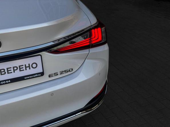 Lexus ES VII с пробегом 2020 года, цена 3 999 000 рублей, 70000 км, седан, Автокод Объявления