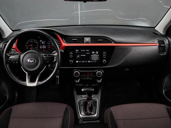 Kia Rio IV Рестайлинг с пробегом 2020 года, цена 1 600 000 рублей, 94464 км, седан, Автокод Объявления