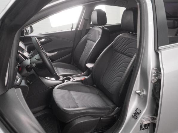 Opel Astra J Рестайлинг с пробегом 2014 года, цена 814 000 рублей, 182582 км, седан, Автокод Объявления