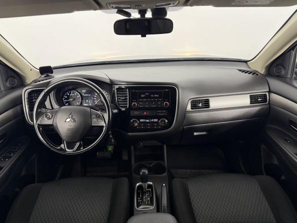 Mitsubishi Outlander III Рестайлинг 2 с пробегом 2015 года, цена 1 600 000 рублей, 187884 км, внедорожник, Автокод Объявления