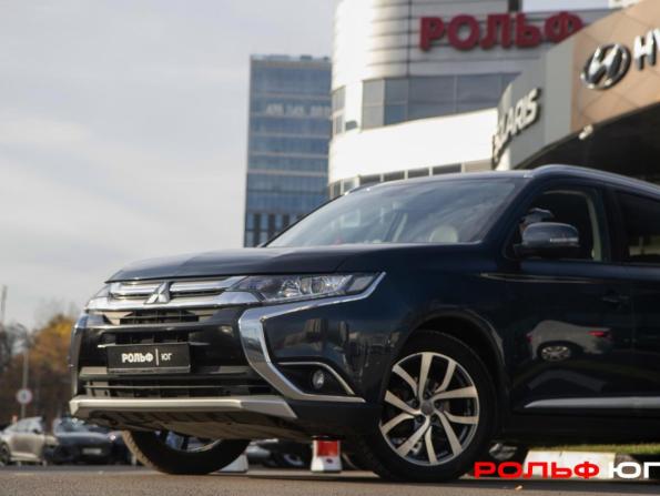 Mitsubishi Outlander III Рестайлинг 2 с пробегом 2017 года, цена 1 948 000 рублей, 124127 км, внедорожник, Автокод Объявления