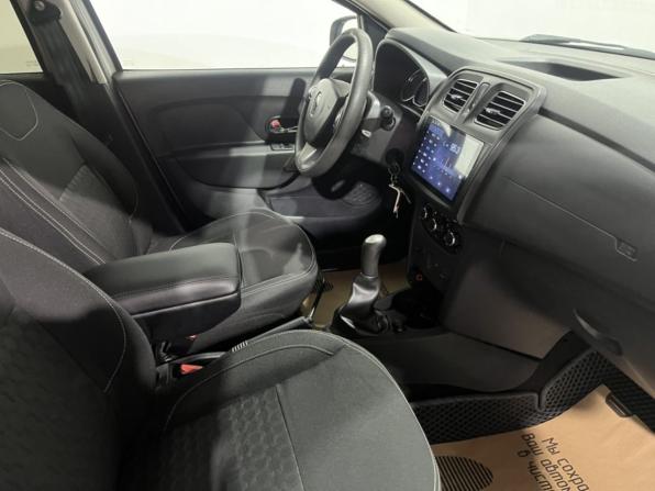 Renault Logan II с пробегом 2014 года, цена 703 400 рублей, 190035 км, седан, Автокод Объявления