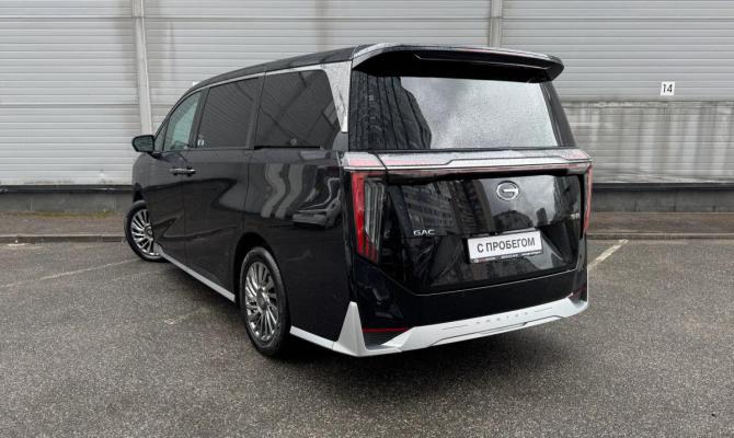 GAC M8 с пробегом 2024 года, цена 4 799 000 рублей, 8555 км, минивэн, Автокод Объявления