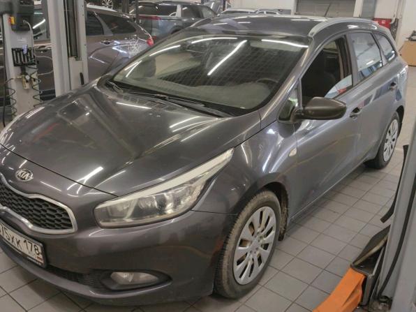Kia Ceed II с пробегом 2013 года, цена 1 140 000 рублей, 108444 км, универсал, Автокод Объявления