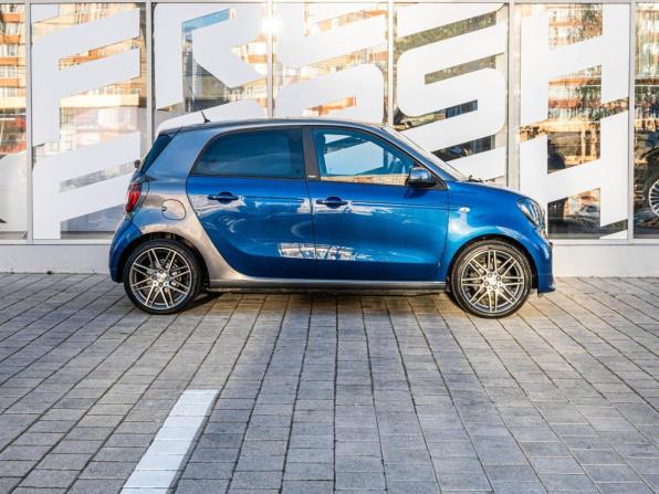 Smart Forfour II с пробегом 2017 года, цена 1 686 000 рублей, 117995 км, хэтчбек, Автокод Объявления