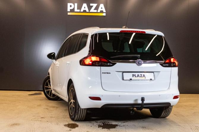 Opel Zafira C Рестайлинг с пробегом 2017 года, цена 1 249 000 рублей, 137802 км, минивэн, Автокод Объявления