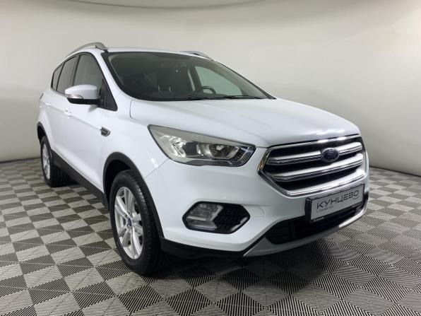 Ford Kuga II Рестайлинг с пробегом 2018 года, цена 1 950 000 рублей, 53766 км, внедорожник, Автокод Объявления