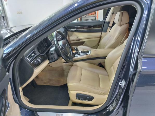 BMW 7 серии V (F01/F02/F04) Рестайлинг с пробегом 2013 года, цена 2 250 000 рублей, 197844 км, седан, Автокод Объявления