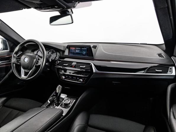 BMW 5 серии VII (G30/G31/G38) с пробегом 2017 года, цена 2 599 000 рублей, 169061 км, седан, Автокод Объявления