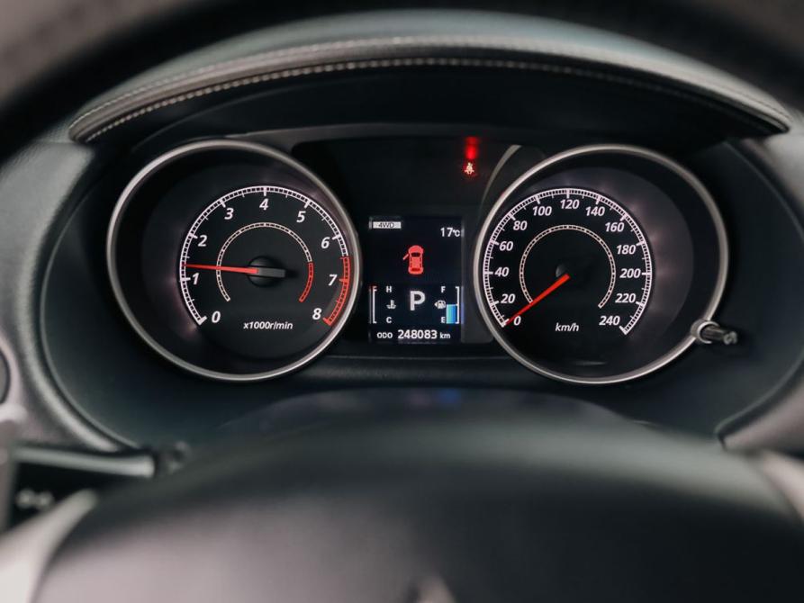 Mitsubishi Outlander II Рестайлинг Новосибирск  - изображение 13