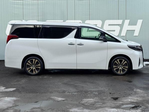 Toyota Alphard III Рестайлинг с пробегом 2021 года, цена 8 349 000 рублей, 70682 км, минивэн, Автокод Объявления