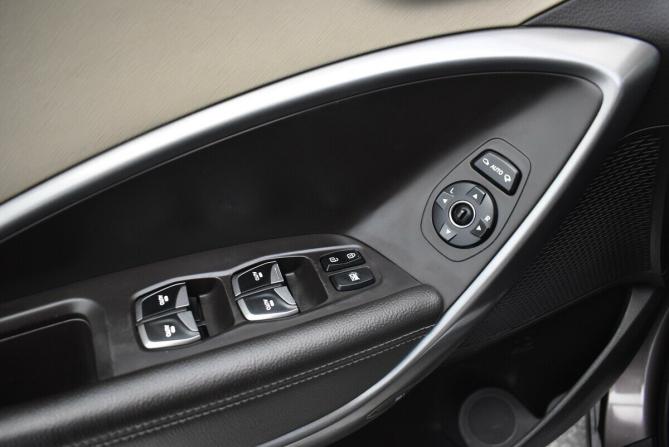 Hyundai Santa Fe III с пробегом 2013 года, цена 1 790 000 рублей, 189328 км, внедорожник, Автокод Объявления
